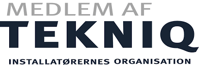 Medlem af TEKNIQ, installatørernes organisation, med logo og tekst i sort og grå.