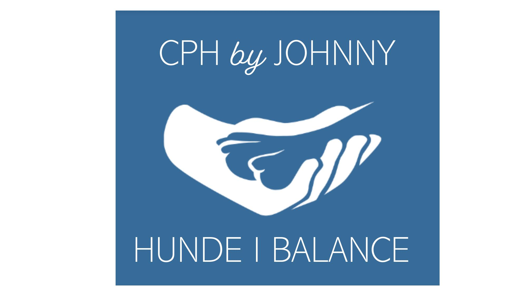 Logo for CPH by Johnny med teksten "Hunde i balance" og en hånd, der holder en hundepote.