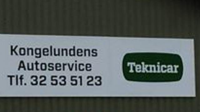Kongelundens Autoservice skilt med telefonnummer og Teknicar logo på en grå væg.